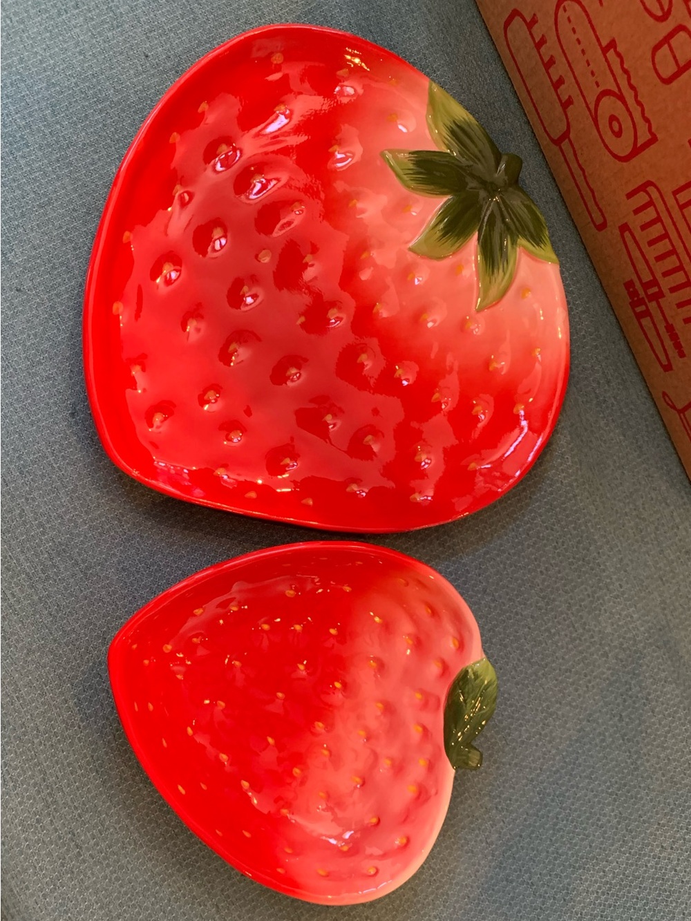 Set of strawberry ceramic platter and bowl